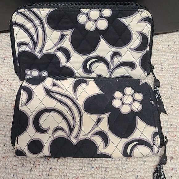 2 Vera Bradley Zip-Around Wallet Two - Picture 1 of 5